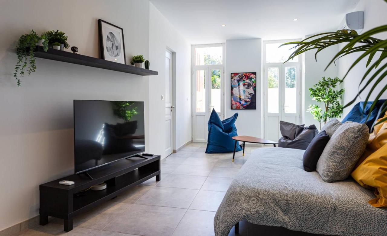 Maxbnb - Climatise - Grand Studio 37M2 & Terrasse 30M2 - Est Τουλόν Εξωτερικό φωτογραφία